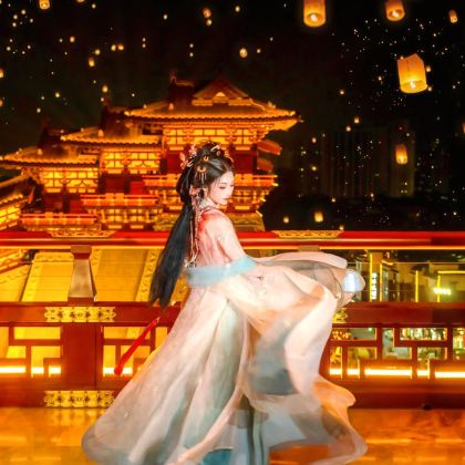 河南洛阳+郑州+开封+老君山景区+龙门石窟+少林寺5日4晚跟团游