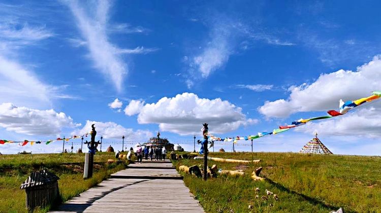 5-Day Baotou, Xilamuren Grassland & Whistling Dune Bay Private Tour · Consult for Exclusive Discount · High-quality Inner Mongolia Trip, Lotus Hotel & Yurt Stay, All-inclusive Package