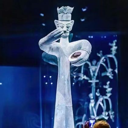 成都+九寨沟+三星堆博物馆+都江堰+黄龙风景名胜区6日5晚跟团游