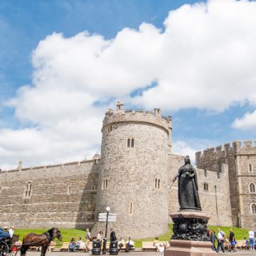 英国+爱尔兰7日6晚跟团游