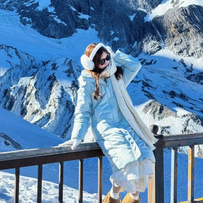 云南丽江+香格里拉+大理市+玉龙雪山5日4晚拼小团