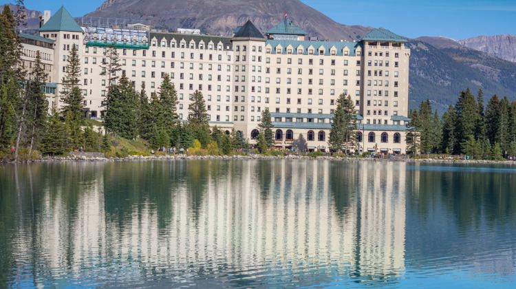 12-Day Journeys: Discover the Canadian Rockies - Westbound