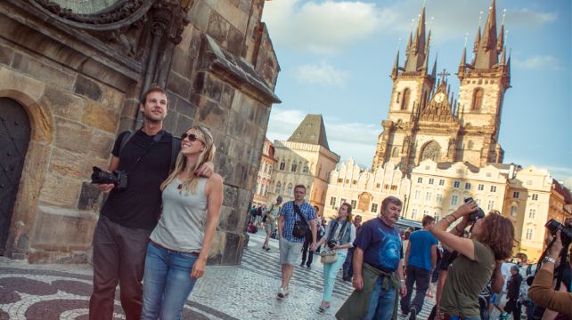 14-Day Eastern Europe Discovery Tour·Berlin, Prague, Vienna and Budapest