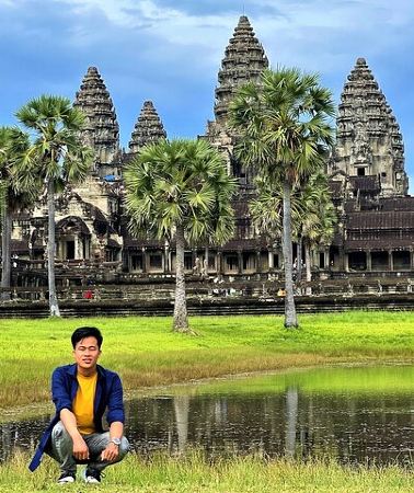 2D1N • Siem Reap 2 Days Private Tour Angkor Wat and Floating Village