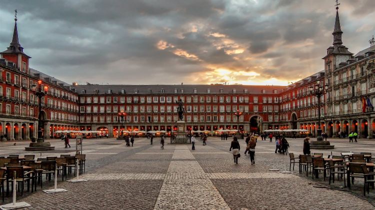 7-Day From Madrid to Paris