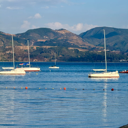 云南昆明+建水+元阳+弥勒+抚仙湖8日7晚私家团