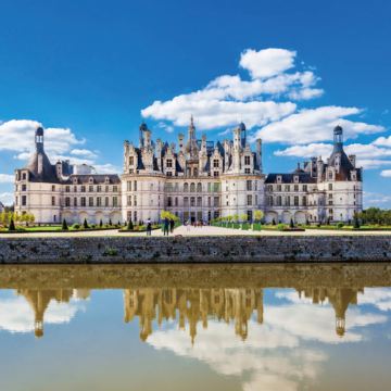 法国阿维尼翁+波尔多+卢瓦尔河谷+西班牙巴塞罗那+安道尔7日6晚跟团游