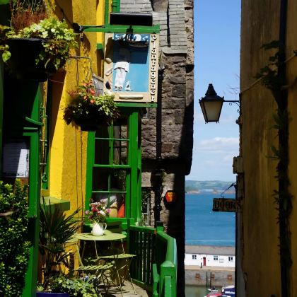 英国伦敦+卡迪夫+斯旺西+彭布罗克郡海岸线国家公园+牛津7日6晚拼小团