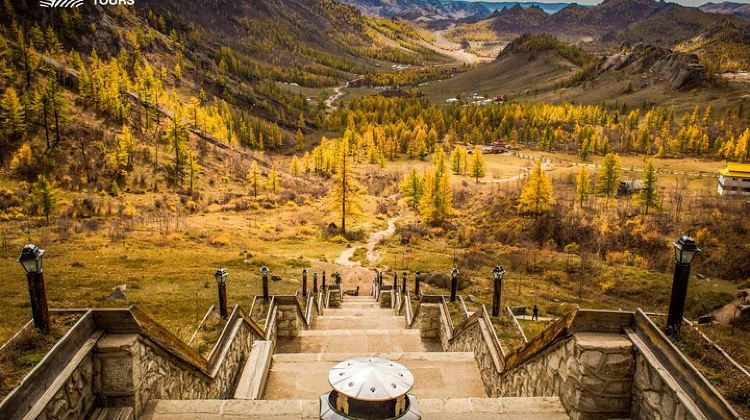 3D2N · Group Tours · 3 days Semi Gobi Desert and Genghis Khan Statue