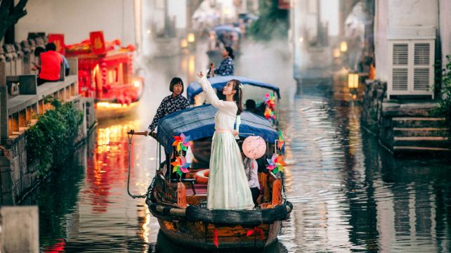 上海+苏州+杭州+无锡+南京+乌镇6日5晚跟团游·可选25人团丨金牌导游+儿童含早丨乌镇西栅+灵山大佛含自助+周庄+船游西湖 24小时接站