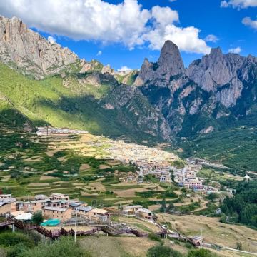 成都+陇南+甘南+剑门关+扎尕那+若尔盖8日7晚私家团