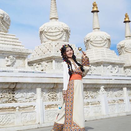 呼和浩特+希拉穆仁草原+响沙湾4日3晚跟团游