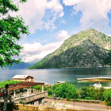 塞尔维亚+波黑+黑山+阿尔巴尼亚12日跟团游