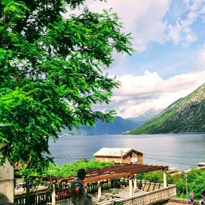 塞尔维亚+波黑+黑山+阿尔巴尼亚12日跟团游