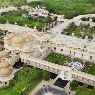 杰伊瑟尔梅尔+焦特布尔+热那克普+乌代布尔+普什卡Pushkar+斋浦尔+法塔赫布尔西格里+阿格拉+德里14日13晚跟团游