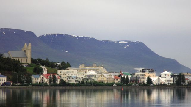 9-Day Iceland Explorer Tour·Waterfalls, Glaciers and Volcanic Wonders