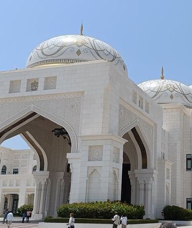 2D1N • 2 Days: Abu Dhabi Half Day City Tour & Evening Desert Safari