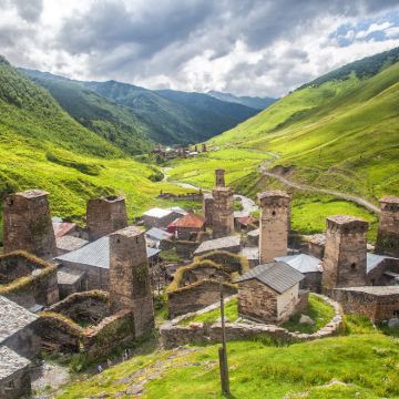 格鲁吉亚+阿塞拜疆+亚美尼亚11日9晚跟团游