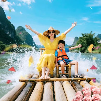 广西南宁+德天跨国瀑布景区+明仕田园+北海+涠洲岛+漓江四星游船+龙脊梯田8日7晚私家团