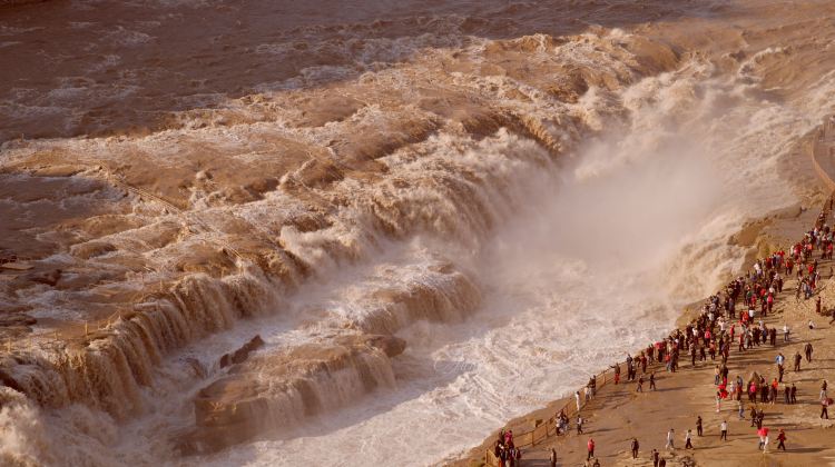 9D8N · Private Tours · Private Exclusive Tour & No Stranger Sharing & Custom Itinerary & Hukou Waterfall of the Yellow River + Mount Hua + Ganquan Canyon + Terracotta Warriors DIY Experience