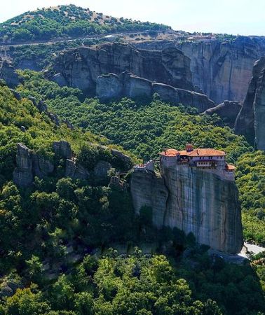 2D1N • 2 Day Private Tour Of Delphi, Thermopylae & Meteora From Athens