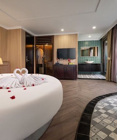 3D2N • Luxury Halong Bay and Lan Ha Bay 3D2N Cruise with All-Inclusive