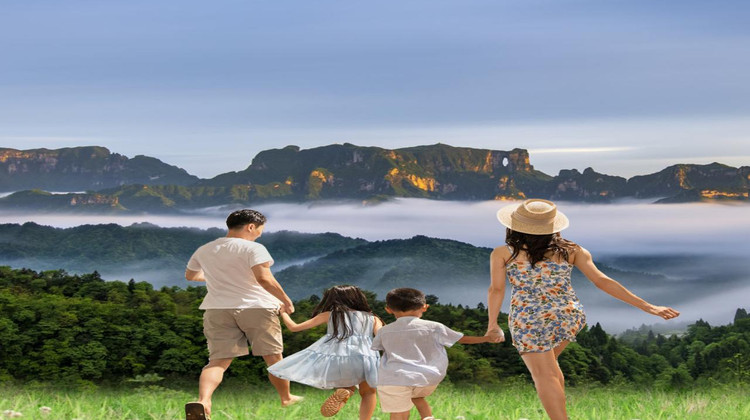 长沙+张家界+天门山+湘西+凤凰5日4晚跟团游·獨賈玩法·夏季小龙虾·8人超V小团&6大VIP免排队|张家界连住2晚不挪窝+希尔顿+古城内江景民宿丨【袁家界/黄石寨|玻璃栈道/玻璃桥|7455米索道|双古镇】赠夜游泛舟+航拍VLOG