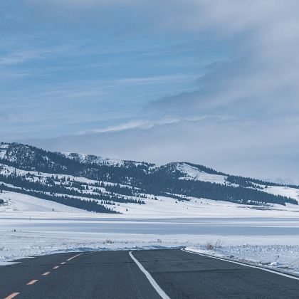 新疆北疆+伊犁8日7晚拼小团