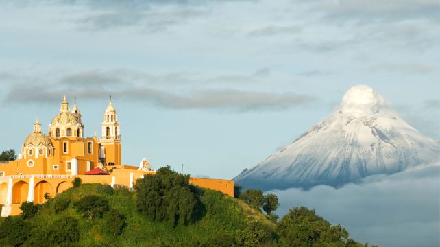 7-Day Pottery and Aztec Pyramids Tour from Mexico City·Puebla and Oaxaca | Small Group | Breakfasts Included