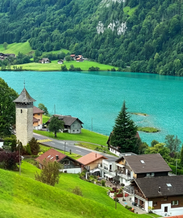 8D7N • France + Switzerland + Italy "Includes taxes and fees worth 200 Euros" Panoramic In-depth Tour + Jungfrau First + Cinque Terre sightseeing train + Siena Old Town + Val d'Orcia - Cypress Path
