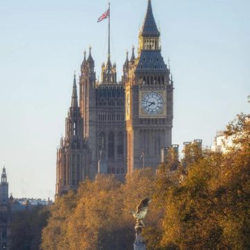 英国11日9晚私家团