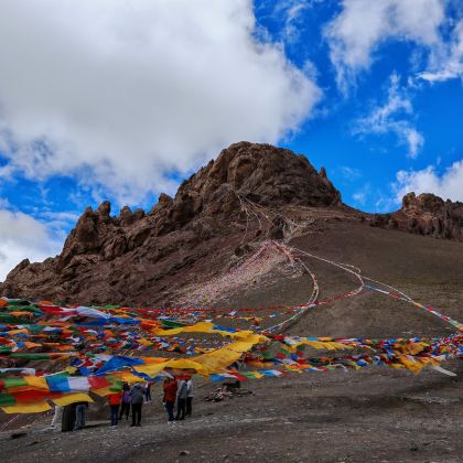 拉萨+林芝+日喀则+巴松措+雅鲁藏布大峡谷+珠峰大本营+羊卓雍错+纳木措景区9日8晚自由行