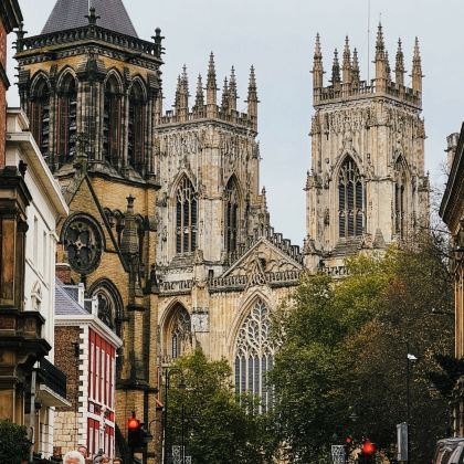 英国伦敦+牛津+约克+科茨沃尔德+爱丁堡+温德米尔+斯特灵+坎特伯雷14日13晚拼小团