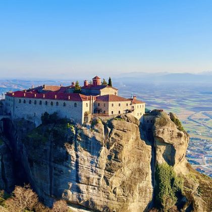 希腊雅典+帕特雷+卡兰巴卡+德尔菲9日7晚拼小团