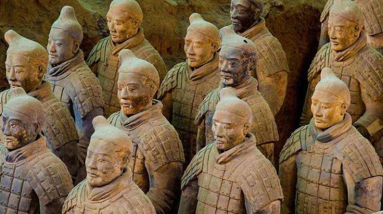 14-Day China Small Group Family Adventure Tour from Beijing to Shanghai: Pandas, Palaces, Warriors, Great Wall & Yangtze River Cruise