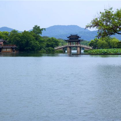 杭州+横店影视城+千岛湖景区3日2晚跟团游