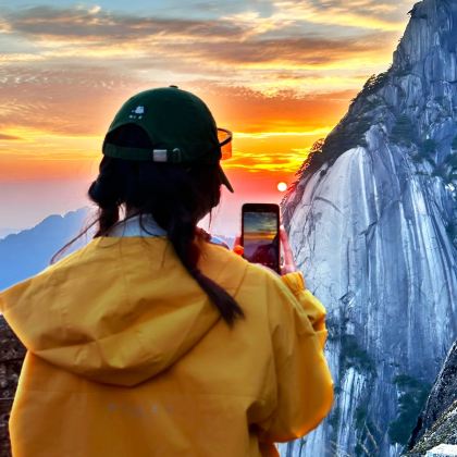 黄山+千岛湖+宏村+西递+九华山风景区+婺源+新安江山水画廊+徽州古城9日8晚跟团游