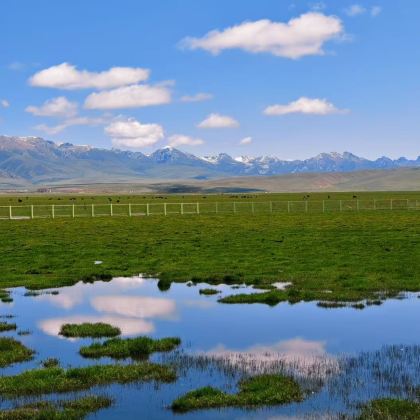 甘肃张掖+张掖七彩丹霞旅游景区+嘉峪关关城+鸣沙山月牙泉+莫高窟+阳关景区+青海湖+茶卡盐湖+乌素特水上雅丹地质公园7日6晚私家团