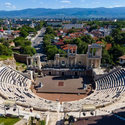 保加利亚+罗马尼亚+塞尔维亚+匈牙利4日3晚跟团游