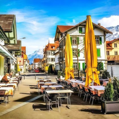 荷兰+德国+法国+瑞士+奥地利+比利时+卢森堡+匈牙利+列支敦士登+克罗地亚+斯洛文尼亚16日14晚跟团游