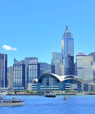 4D3N • Disney Fairytale Time & Peak Tram to Victoria Peak + Tai Kwun in Central + Complimentary Almond Cookie Experience + St. Francis Xavier Church + The Venetian Macao Resort & Upgrade to a 4-8 person group available for an additional fee