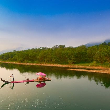温州雁荡山+大龙湫景区+苍南县碗窑景区-三折瀑+刘伯温故里景区·百丈漈+灵岩景区+灵峰景区3日2晚私家团