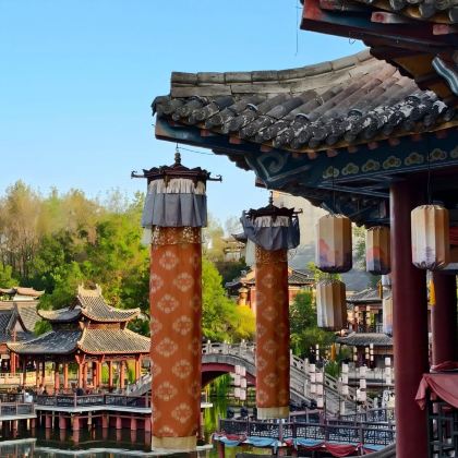 横店影视城+金华3日2晚私家团