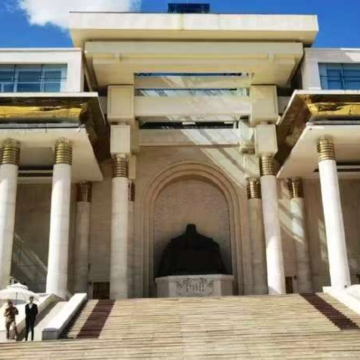 蒙古乌兰巴托+成吉思汗骑马雕像+哈拉和林+哈斯台国家公园+成吉思汗广场+甘丹寺+宰桑纪念碑+特日勒吉国家公园6日5晚拼小团