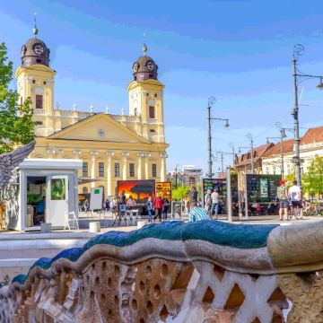 埃格尔+埃格尔披头士博物馆+埃格尔美人谷+霍尔托巴吉国家公园3日2晚私家团