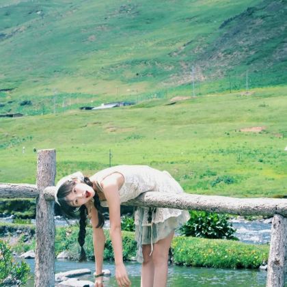 承德+乌兰布统旅游区+牛奶湖畔+慕田峪长城4日3晚拼小团