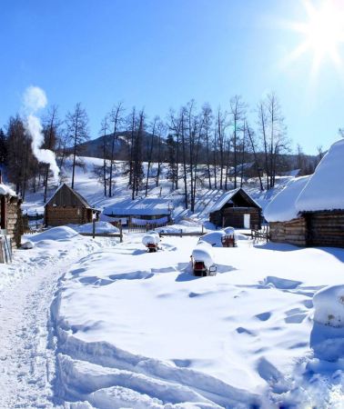 4D3N • Northern Xinjiang · Kanas Scenic Area+Baihaba Scenic Area+Hemu Scenic Area | 1+1 First-Class Cabin+2 Nights in Scenic Areas | Snow Season Presale · Unlimited Skiing on Jikepulin Powder Snow | Stay in Hemu & Baihaba
