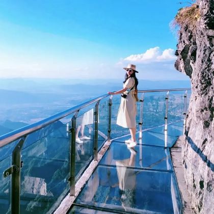 张家界+武陵源+天门山+凤凰+大峡谷6日5晚私家团