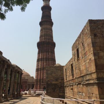 印度孟买+瓦拉纳西+克久拉霍+阿格拉+斋浦尔+新德里10日8晚跟团游