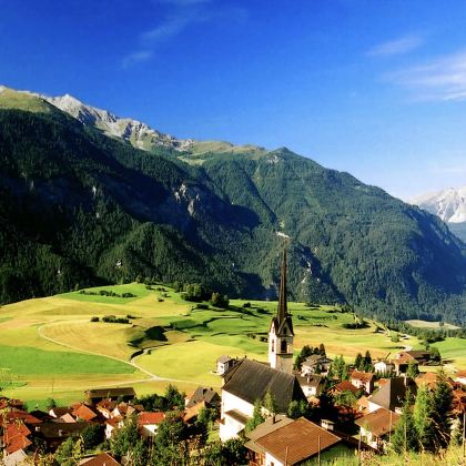 瑞士日内瓦+洛桑+洛伊克巴德+卢塞恩+因特拉肯9日8晚私家团